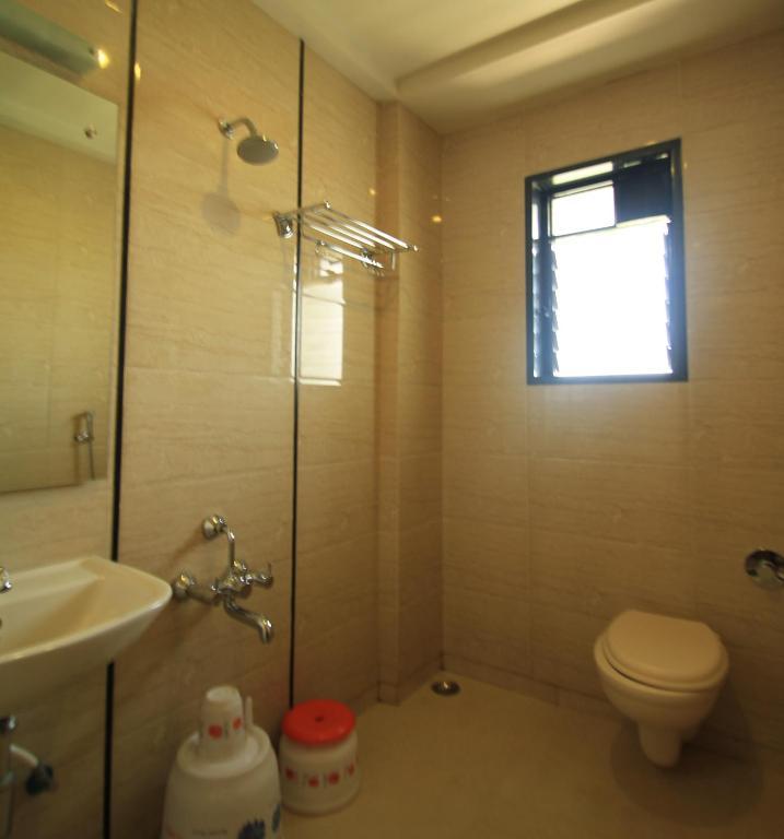 Hotel Sai Smaran Ширди Стая снимка